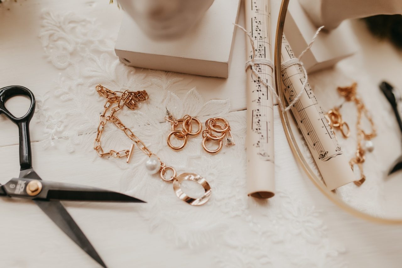 flatlay-jewelry.jpg